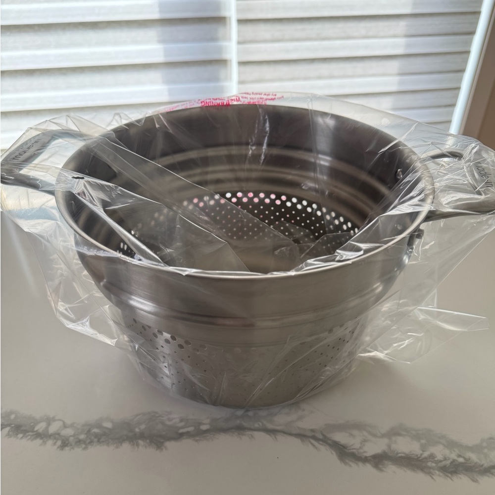 MADE IN Stainless Steel Pasta Insert Pasta Strainer or Steamer, New in Box - Picture 6 of 7